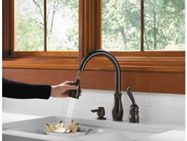 Delta Leland Single Handle Pull Down Faucet