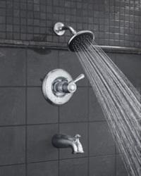 Delta Orleans TempAsssure 17T Series Tub And Shower Trim